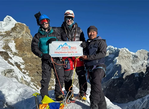 Ascenso al Pico Lobuche